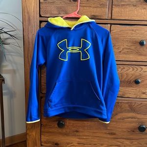 Boys under armour sweatshirt